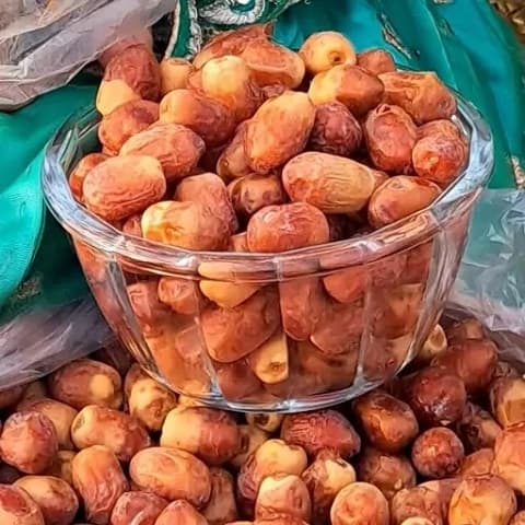 قیمت خرما زاهدی زرد + خرید باور نکردنی